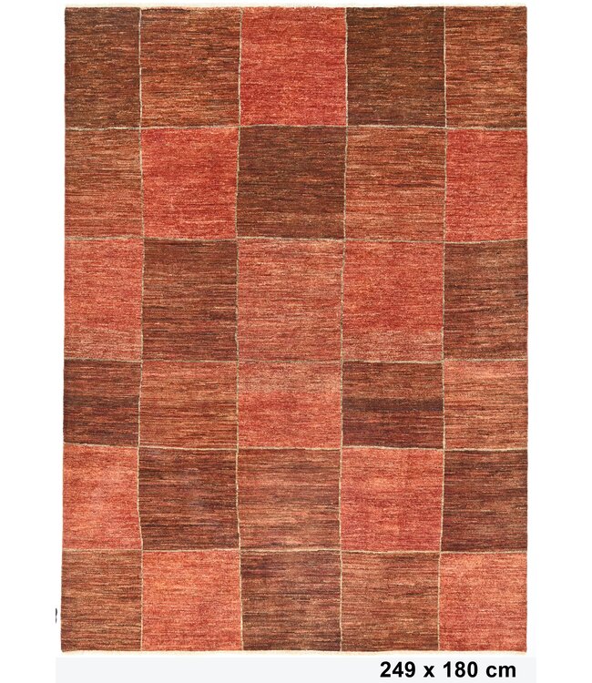 Vermillion Assyria Tiles Teppich 249 x 180 cm