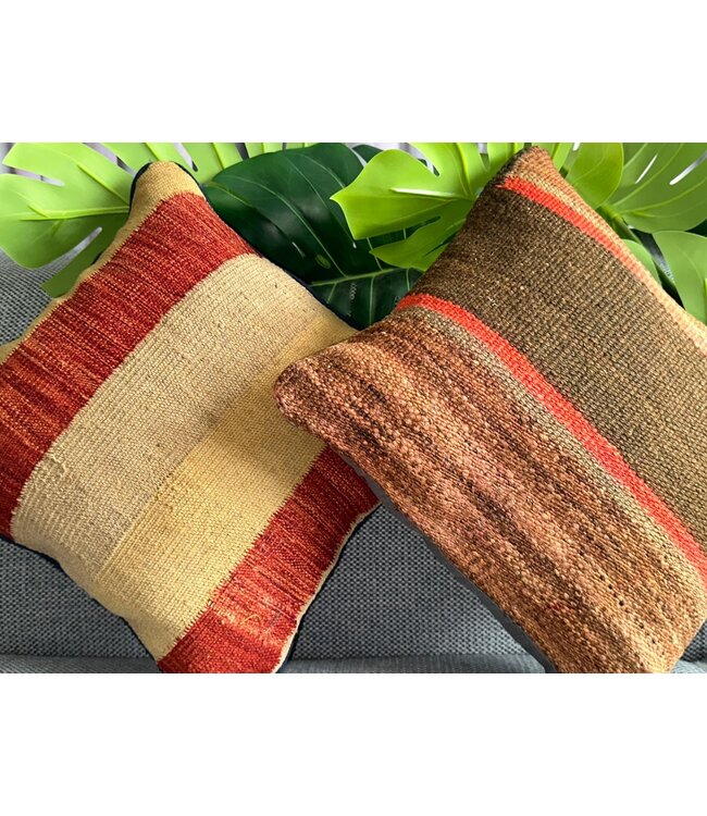 2x kelim kussens 45x45 cm met vulling