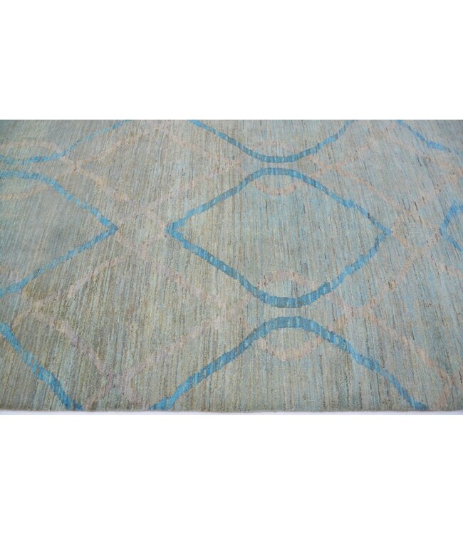 Gretel in the Leaf Rug 302 x 190 cm