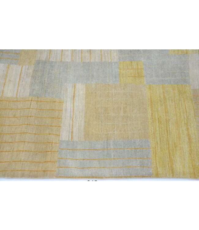 Light Plain Abstract Rug 285 x 184 cm