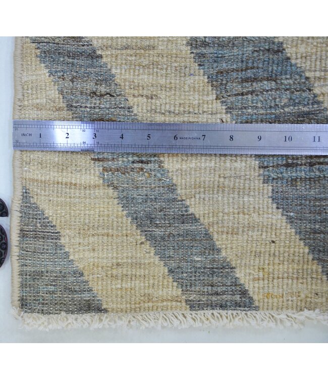 Bold Diamond Rug 304 x 193 cm