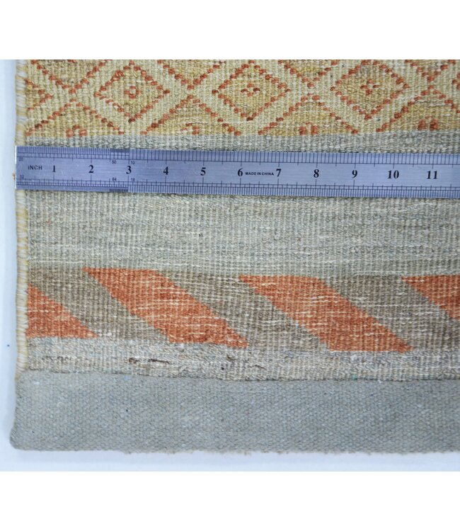 Vormen in strepen vloerkleed 253 x 191 cm