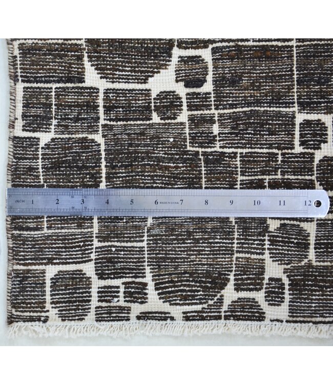 Schwarzer Cirsquare-Teppich 306 x 196 cm