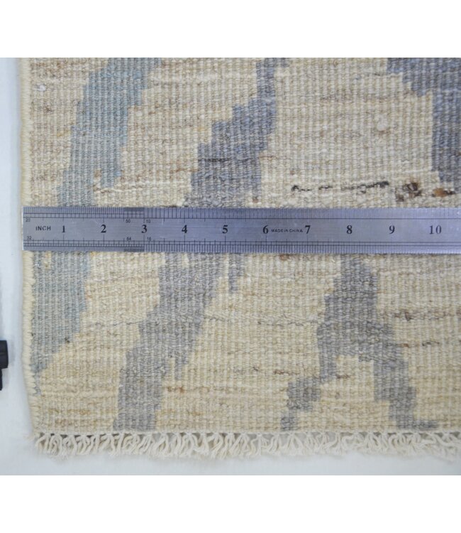 Diamond in Light Rug 253 x 195 cm