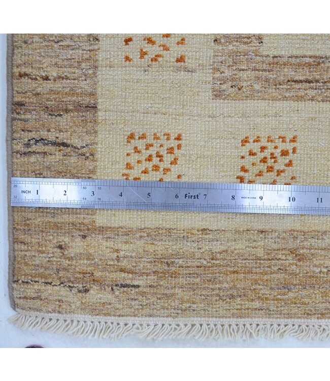 Creme Earth Rug 309 x 078 cm