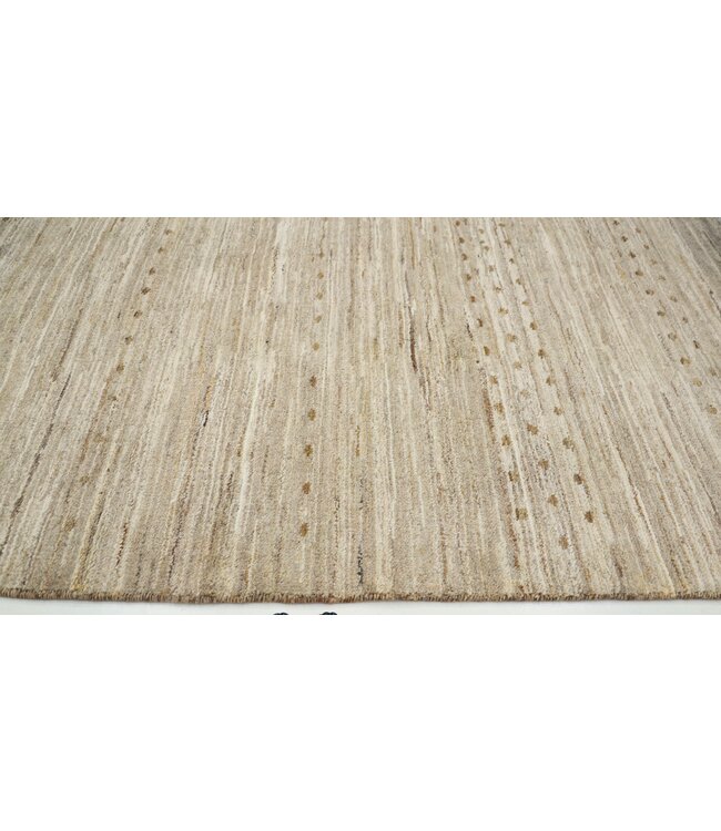 Braun gepunkteter Teppich 197 x 137 cm