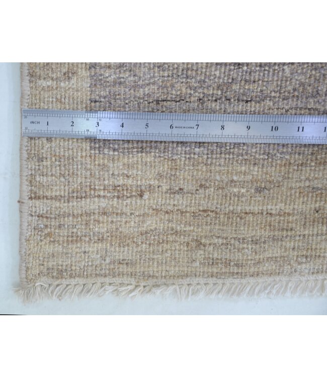 Courtyard rug 552 x 368 cm