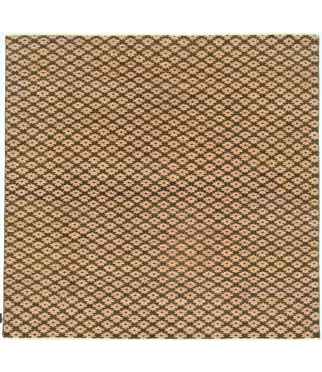 Diamond Flower Rug 264 x 274 cm