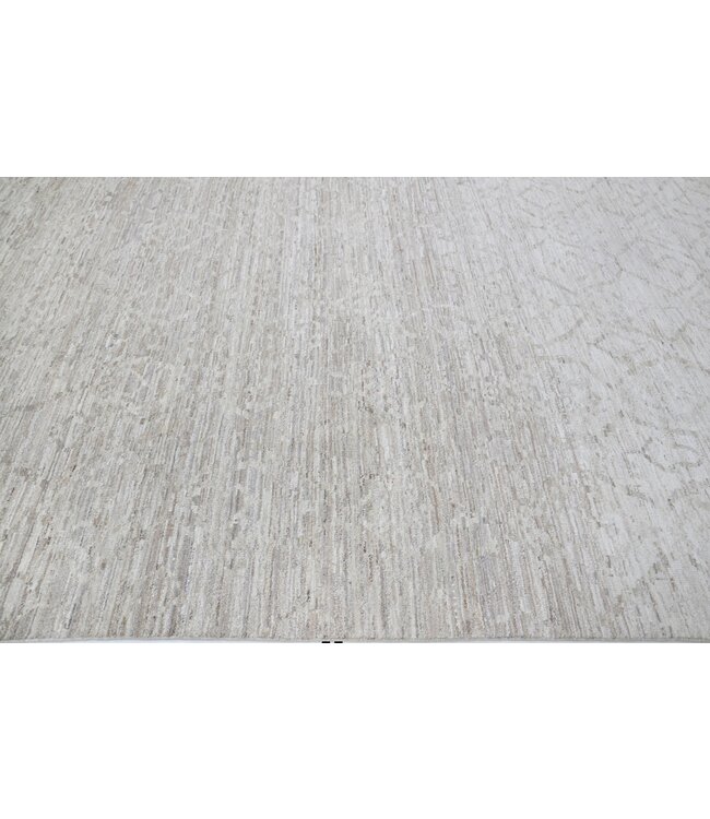 Diamond in Light Rug 312 x 243 cm