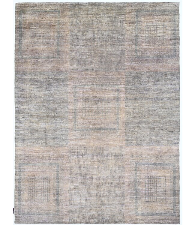 Lucius Rug 322 x 243 cm