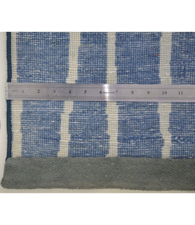 Streifen in Ultramarin Teppich 304 x 343 cm