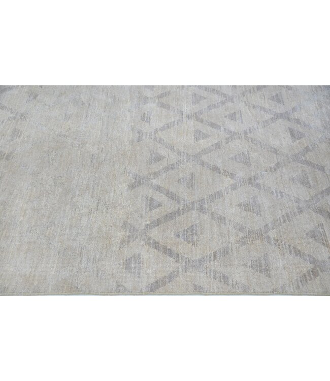 Abstrakter Trapezteppich 315 x 241 cm