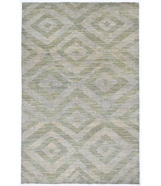Diamond in Light Rug 367 x 240 cm