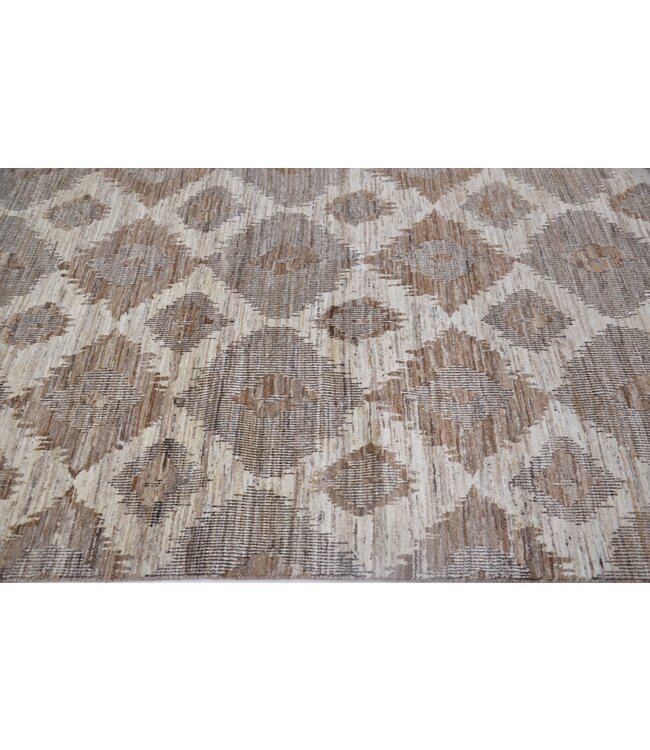 Contemporary Diamas Rug 244 x 164 cm