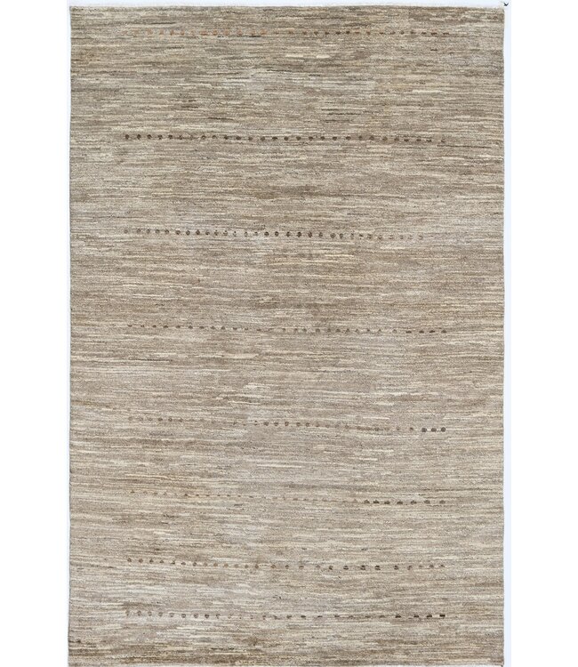 Creme Dotted Rug 257 x 164 cm