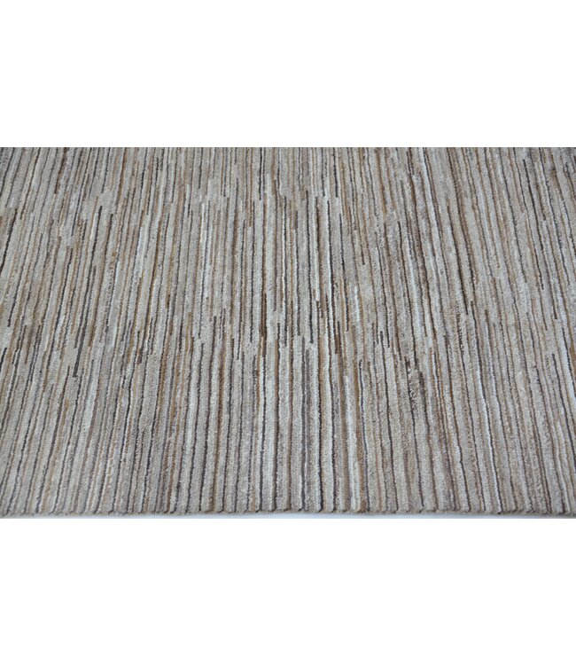 Bruin gestreept vloerkleed 245 x 161 cm