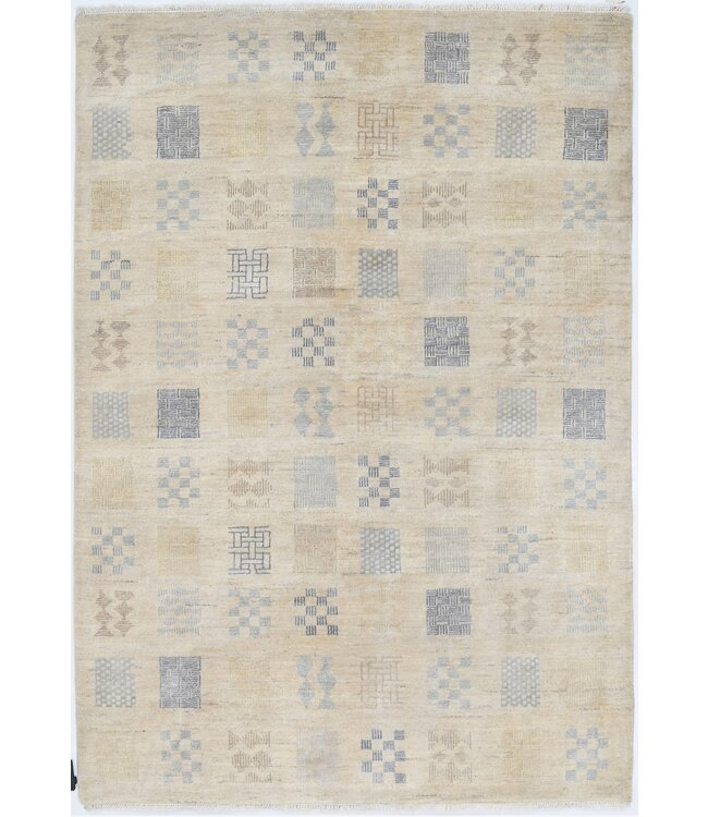 Geometric Beige Rug 199 x 137 cm