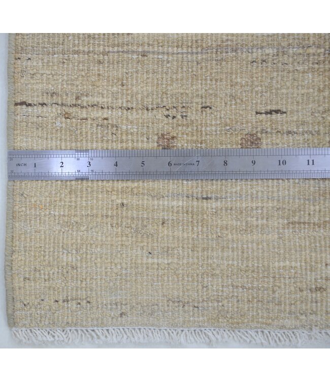 Creme Dotted Rug 212 x 136 cm