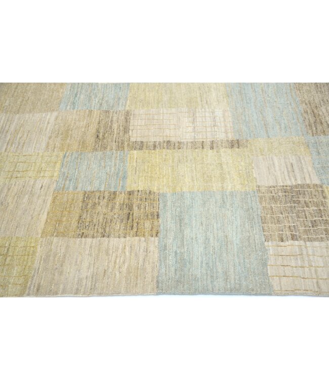 Chaos Minimalist Square Rug 197 x 120 cm