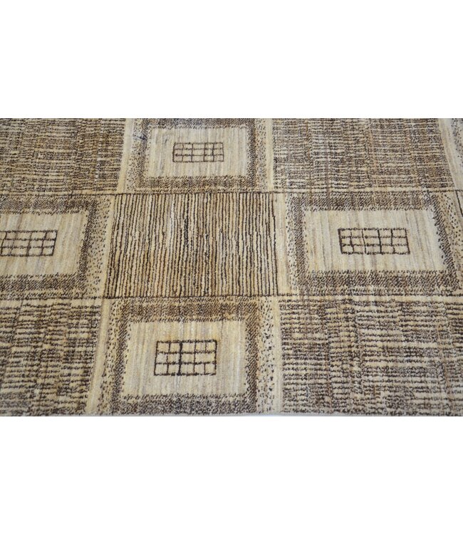Quadra Brown Rug 615 x 077 cm