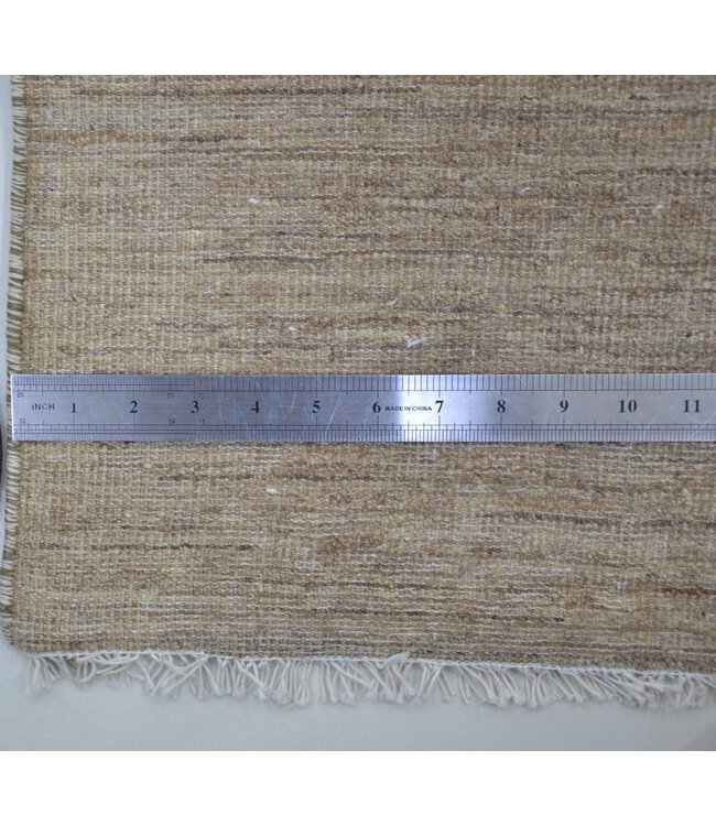 Creme Dotted Rug 192 x 075 cm