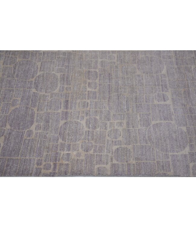 Creme Cirsquare Rug 421 x 075 cm