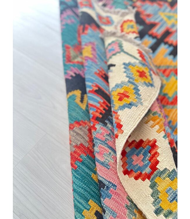 Naila kelim 298x207 cm