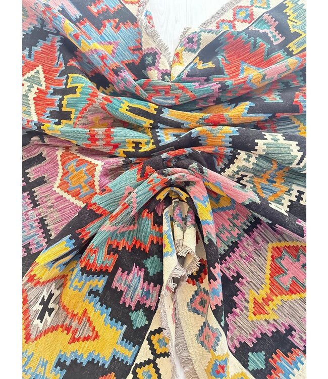 Naila kelim298x207 cm