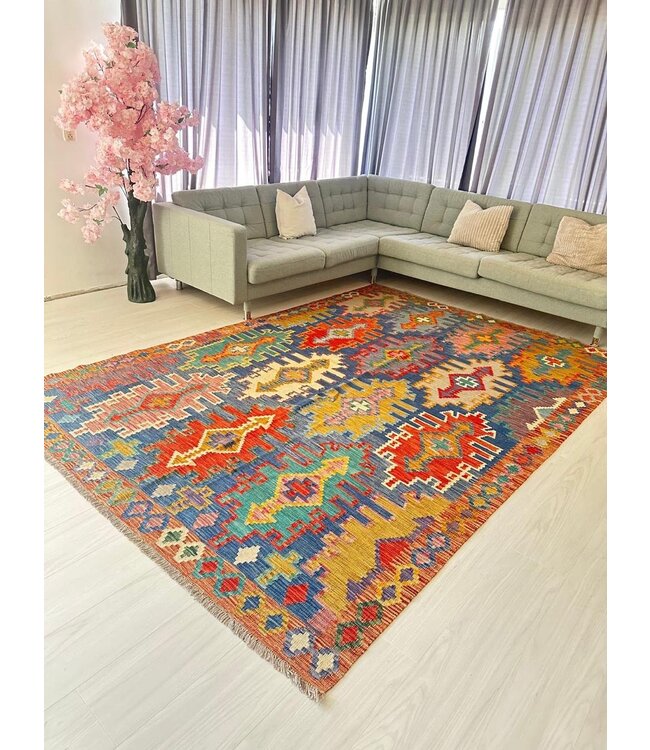 Naila kalim 303x207 cm