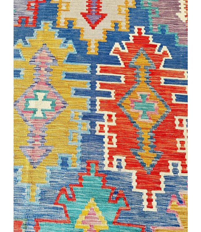 Naila kalim 303x207 cm