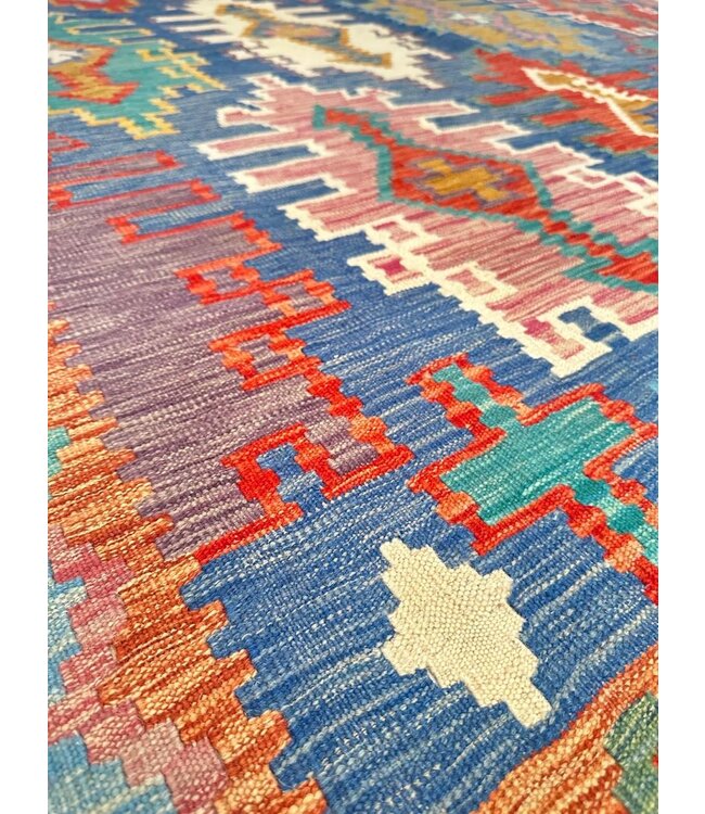 Naila kalim303x207 cm