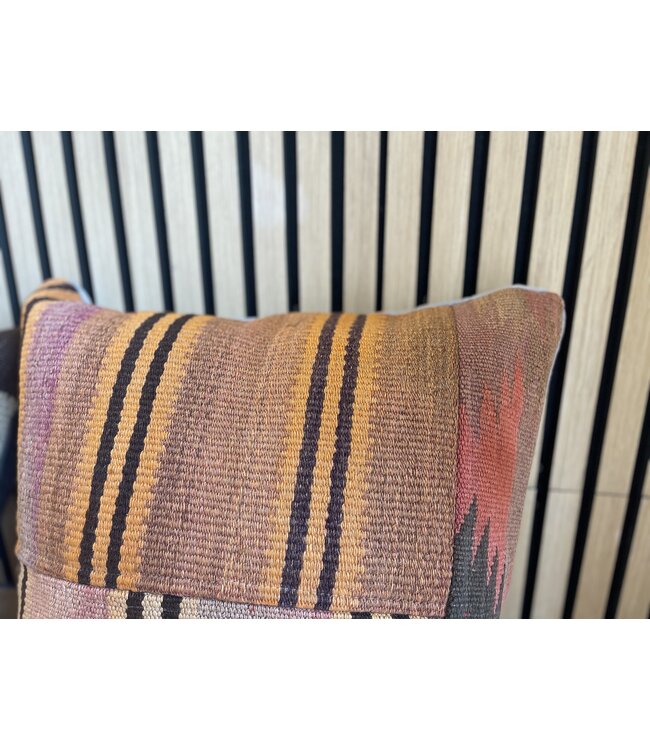 kelim kussens vintage ca 45x45 cm met vulling