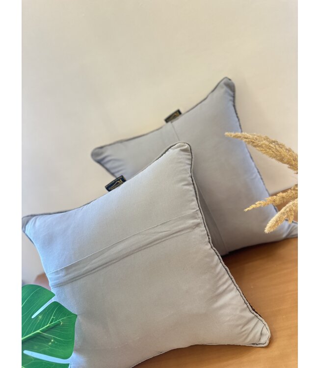 2x kelim kussenhoes met vulling Handgemaakte kelim kussens ca 45x45 cm