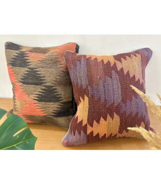 Kelimshop 2x Kelim-Kissenbezug mit Füllung. Handgefertigte Kelim-Kissen, ca. 45 x 45 cm