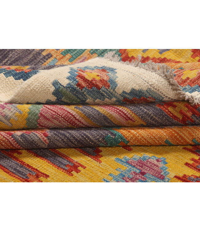 Naila kelim Handgeweven   248x202 cm Traditional Kelim Tapijt Wol