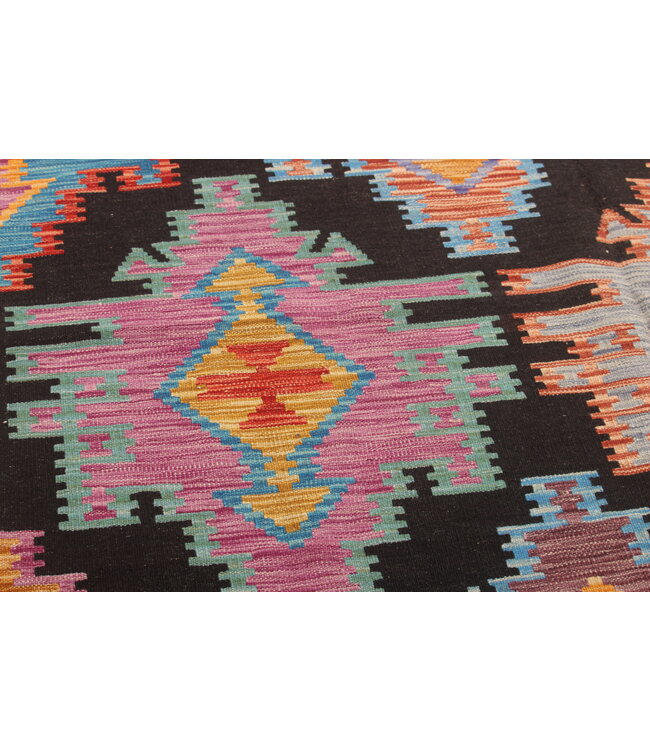 Naila kelim Handgeweven  247x176 cmTraditional Kelim Tapijt Wol