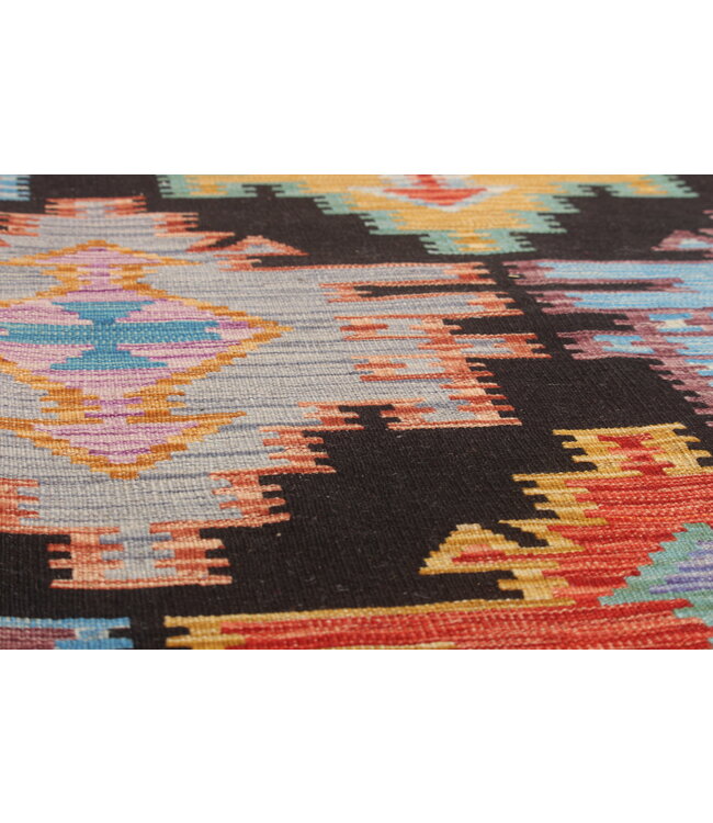 Naila kelim Handgeweven  247x176 cmTraditional Kelim Tapijt Wol