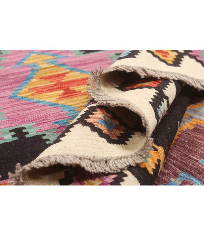 Naila kelim Handgeweven  247x176 cmTraditional Kelim Tapijt Wol