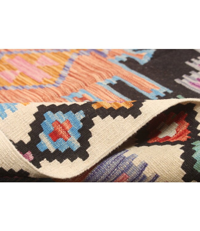 Naila kelim Handgeweven  247x176 cmTraditional Kelim Tapijt Wol