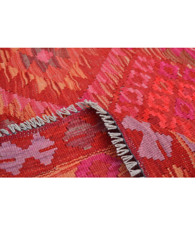 Handgewebter rosa-roter Kelim-Teppich, 233 x 184 cm, Teppich aus 100 % Wolle