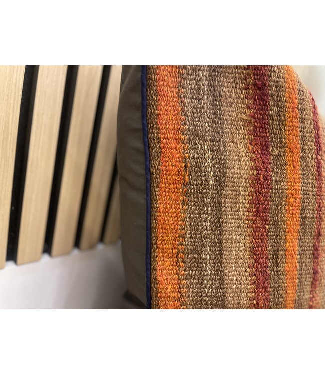 Kelim kussens ca 60x60 cm met vulling