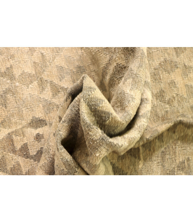 197x156 cm Handwoven Natural  Wool Kelim Area Rug