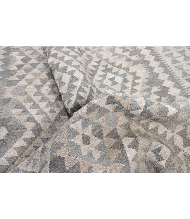 250x173 cm Handwoven Natural  Wool Kelim Area Rug