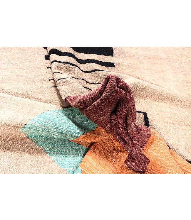 182x172 cm Handwoven Modern Red Wool Kilim Rug