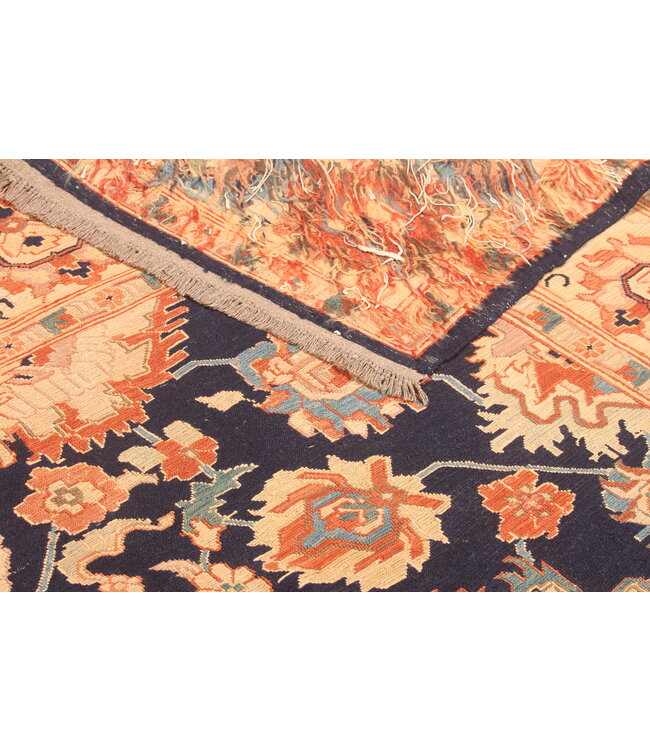 Handwoven Sumak kilim rug 357x273 cm