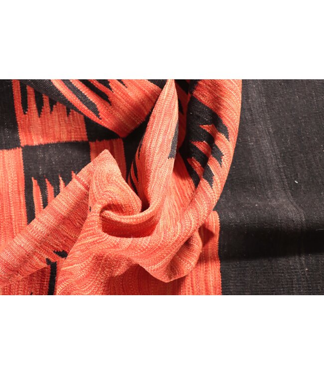 211x157 cm Handwoven Modern Red Wool Kilim Rug