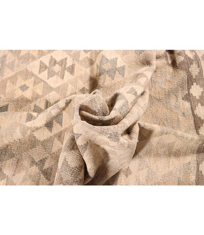 198x160 cm Handwoven Natural  Wool Kelim Area Rug