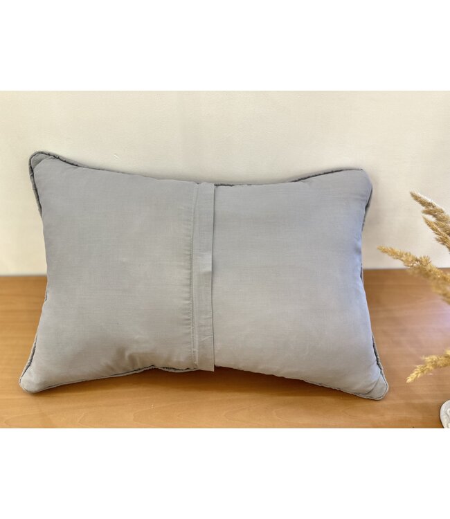 Kelim-Kissenbezug mit modern-Kelim ca. 60 x 40 cm, mit Füllung