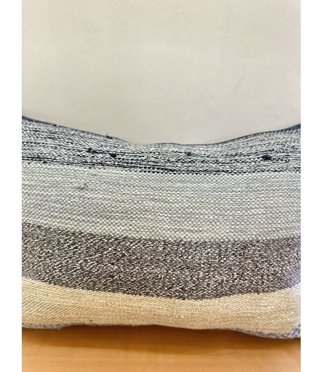 Kelim-Kissenbezug mit modern-Kelim ca. 60 x 40 cm, mit Füllung