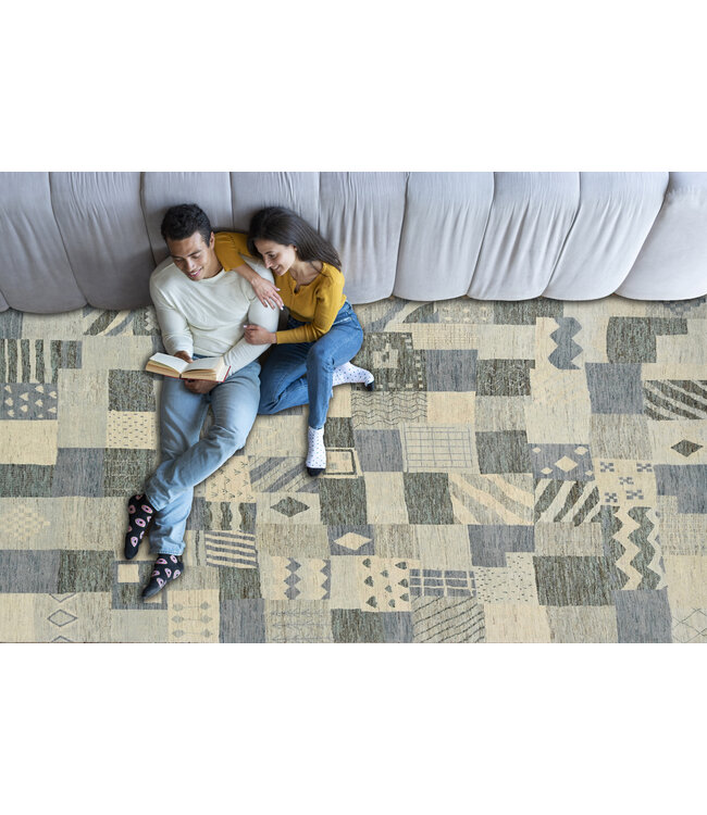 Plain Abstract Rug 307 x 245 cm